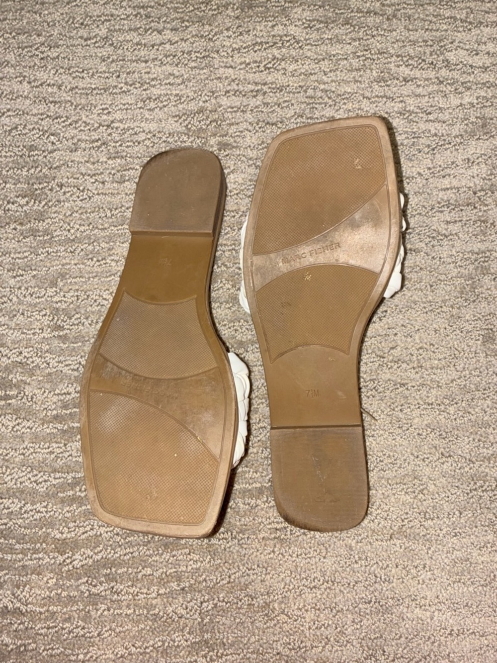 Marc Fisher Braided White Slide Sandals with Tan Footbed - Picture 3 of 3